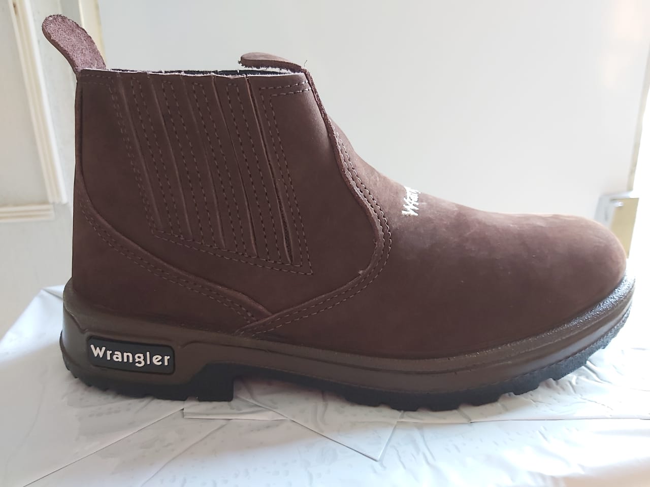 900 Wrangler Chocolate